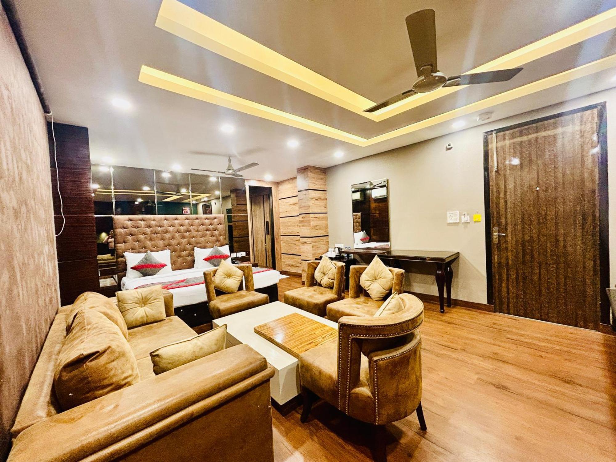 Hotel Gold Souk - Karol Bagh Delhi  Ngoại thất bức ảnh