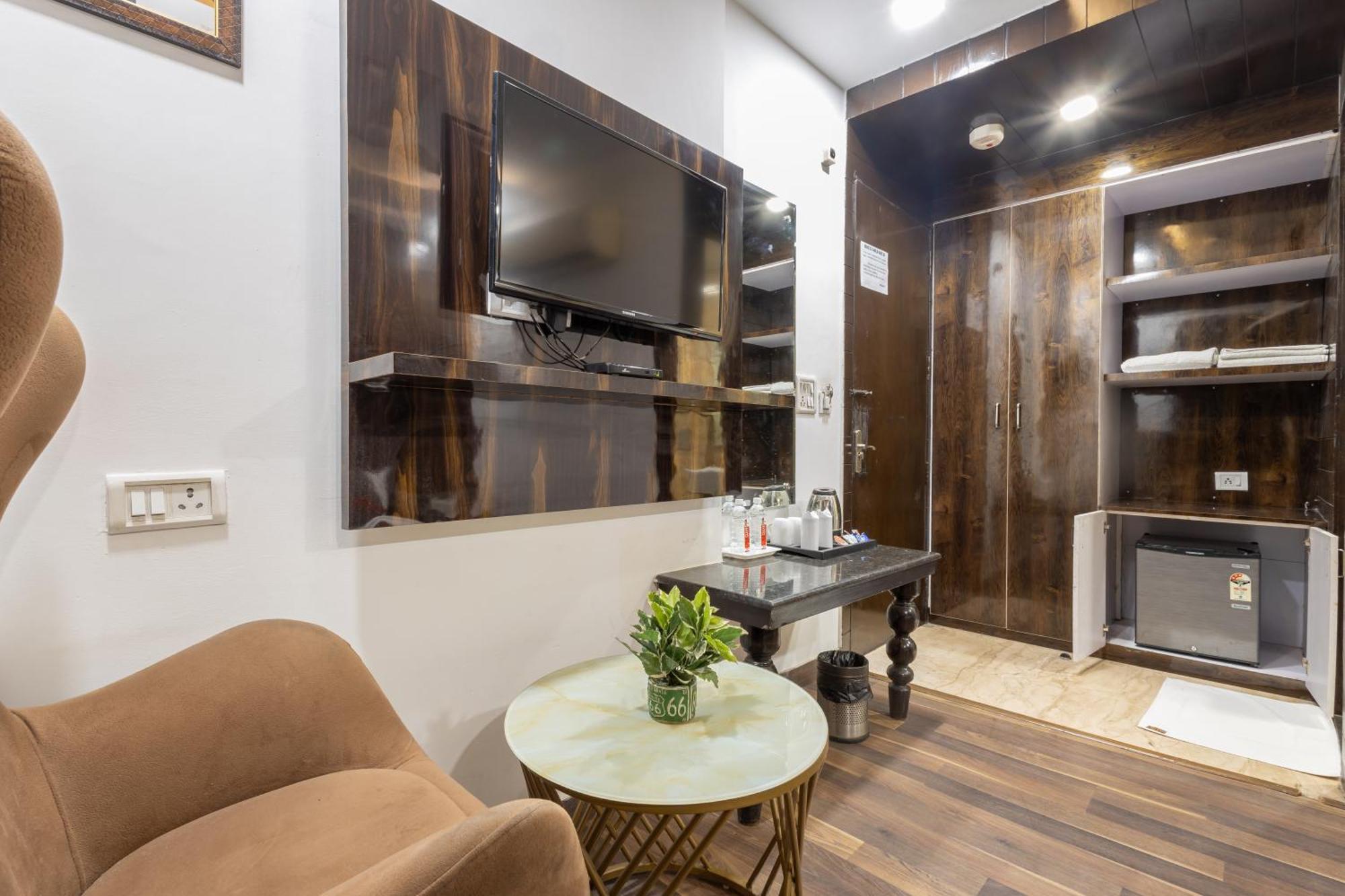 Hotel Gold Souk - Karol Bagh Delhi  Ngoại thất bức ảnh