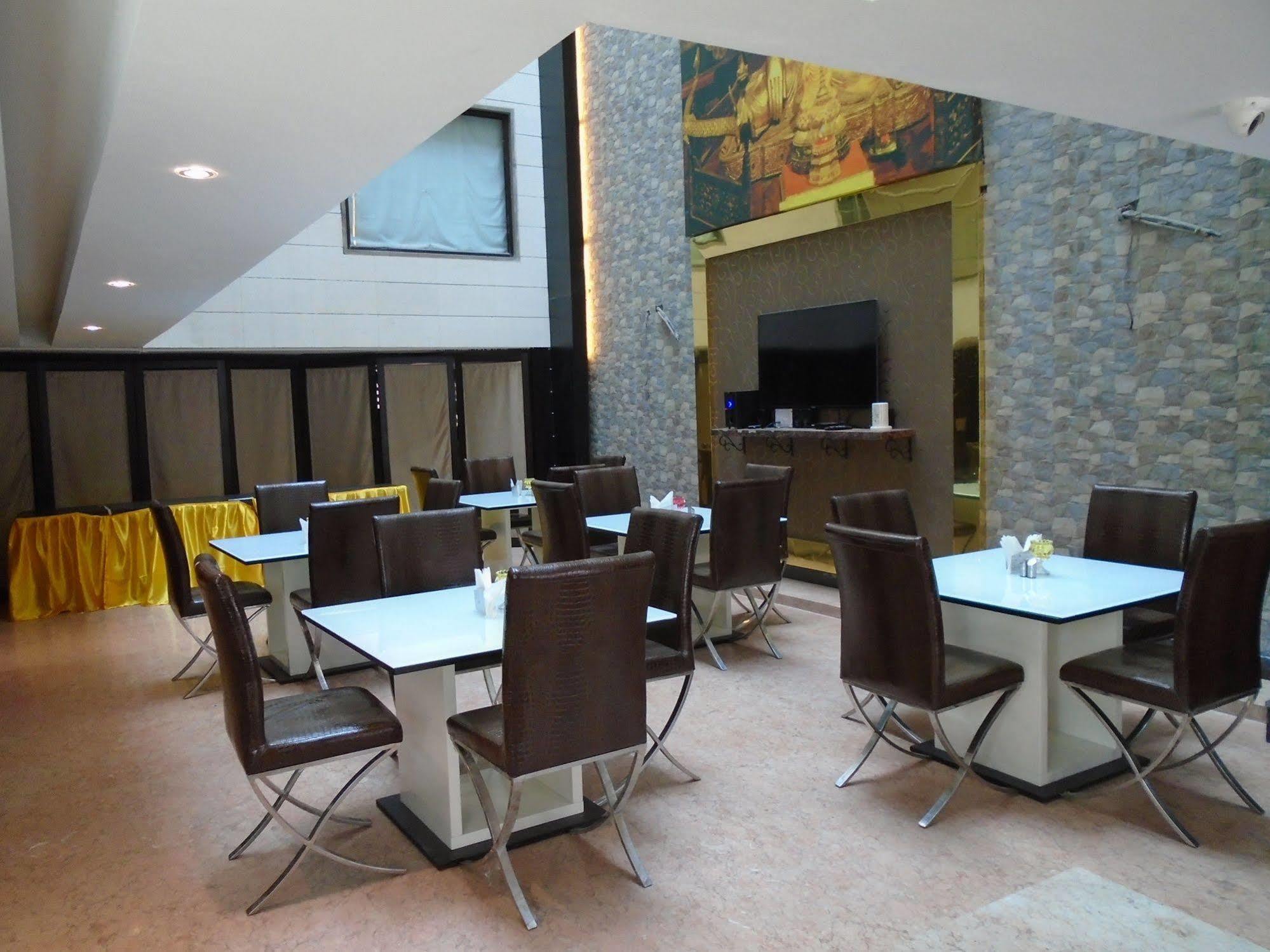 Hotel Gold Souk - Karol Bagh Delhi  Ngoại thất bức ảnh