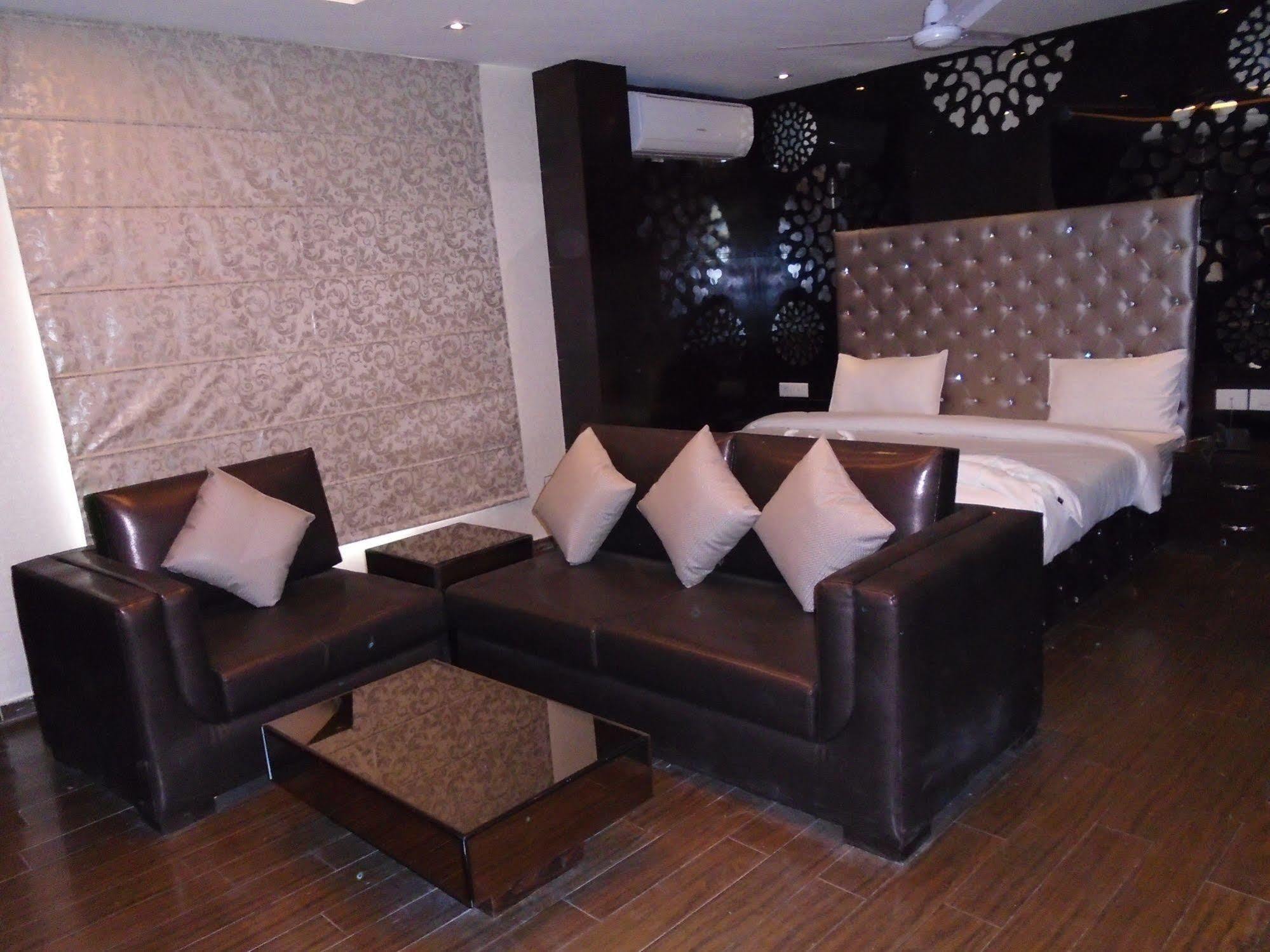 Hotel Gold Souk - Karol Bagh Delhi  Ngoại thất bức ảnh