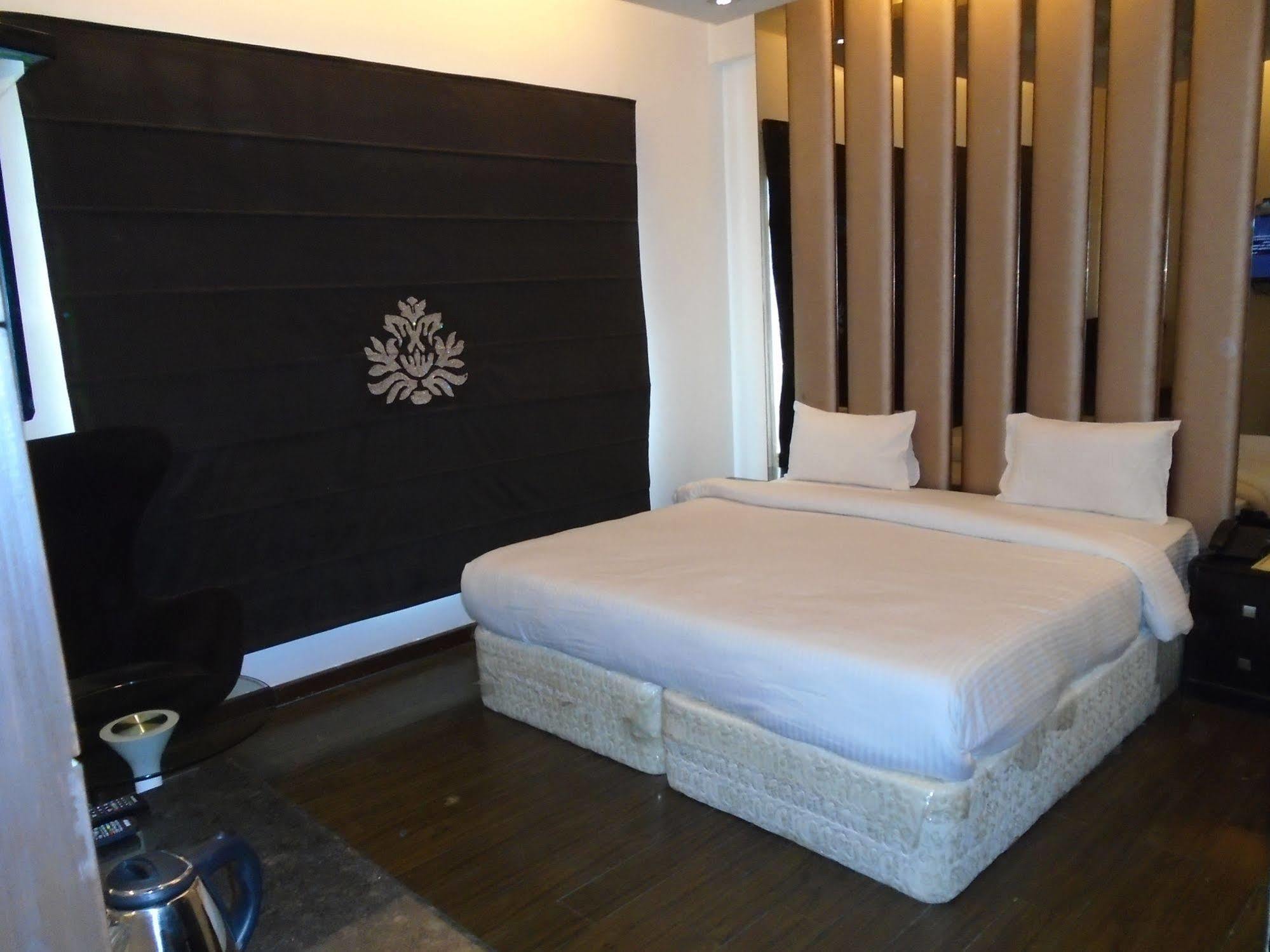 Hotel Gold Souk - Karol Bagh Delhi  Ngoại thất bức ảnh